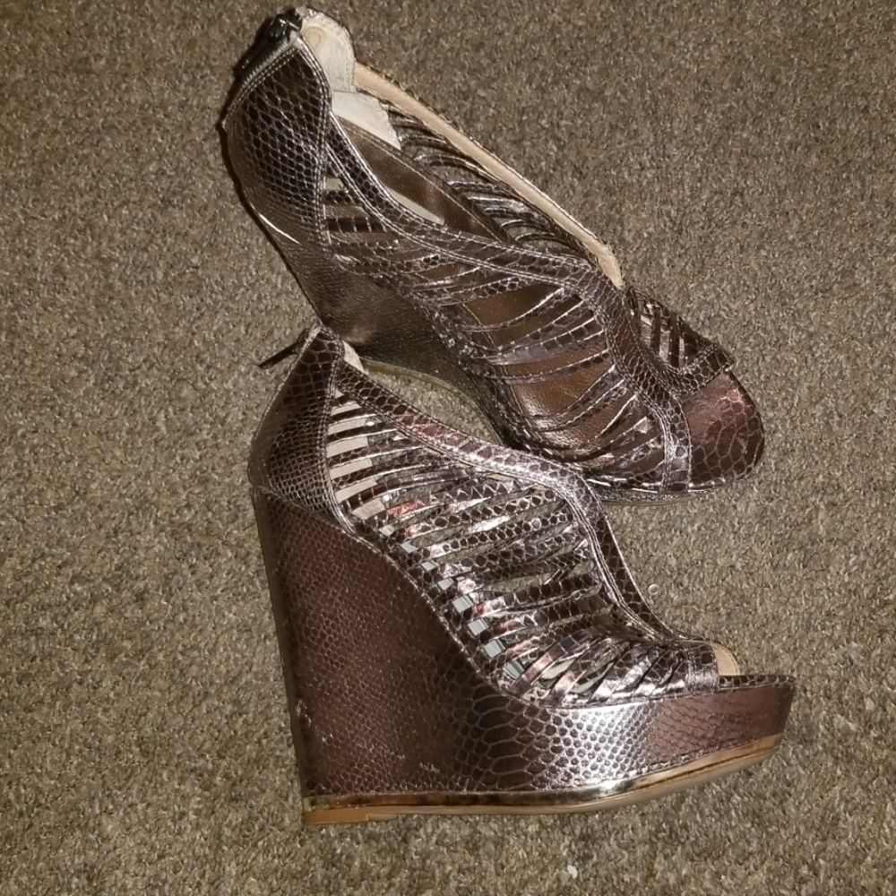 Steve Madden wedges